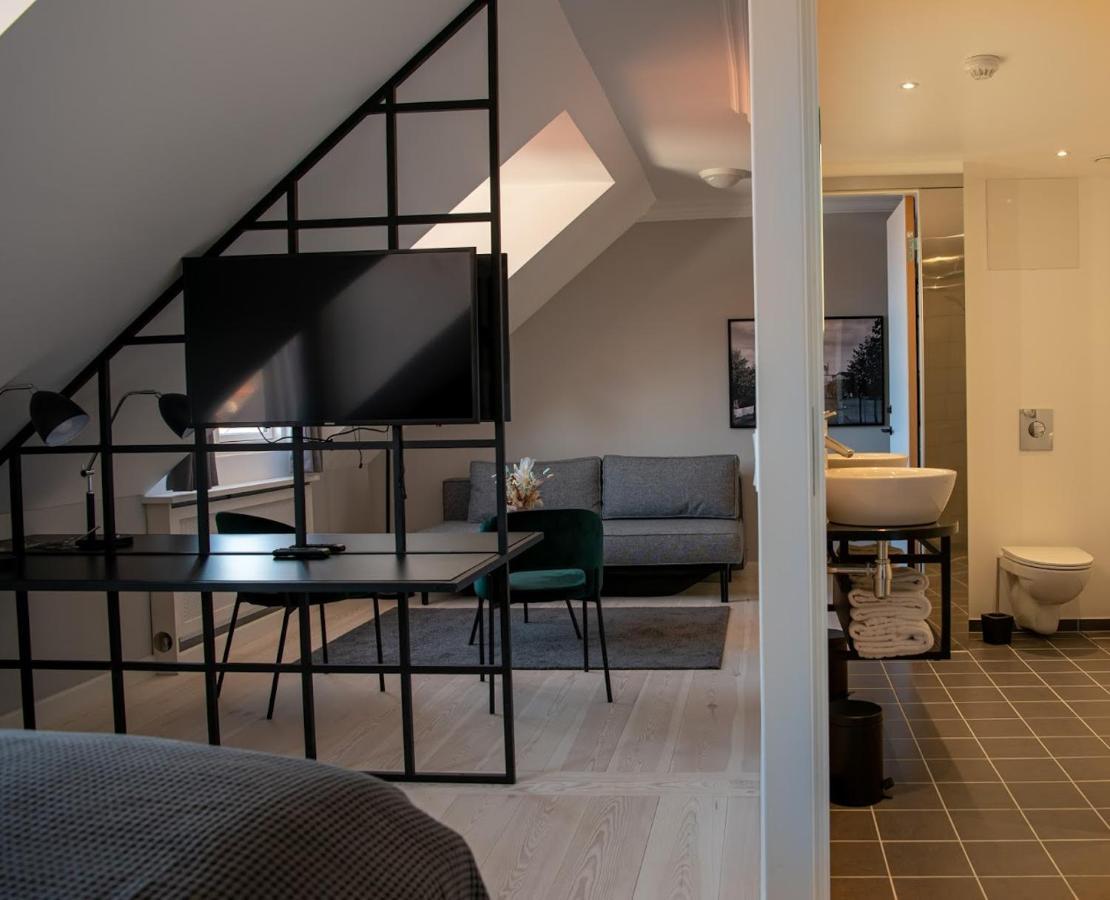Hotel Fredensborg Store Kro Exterior photo