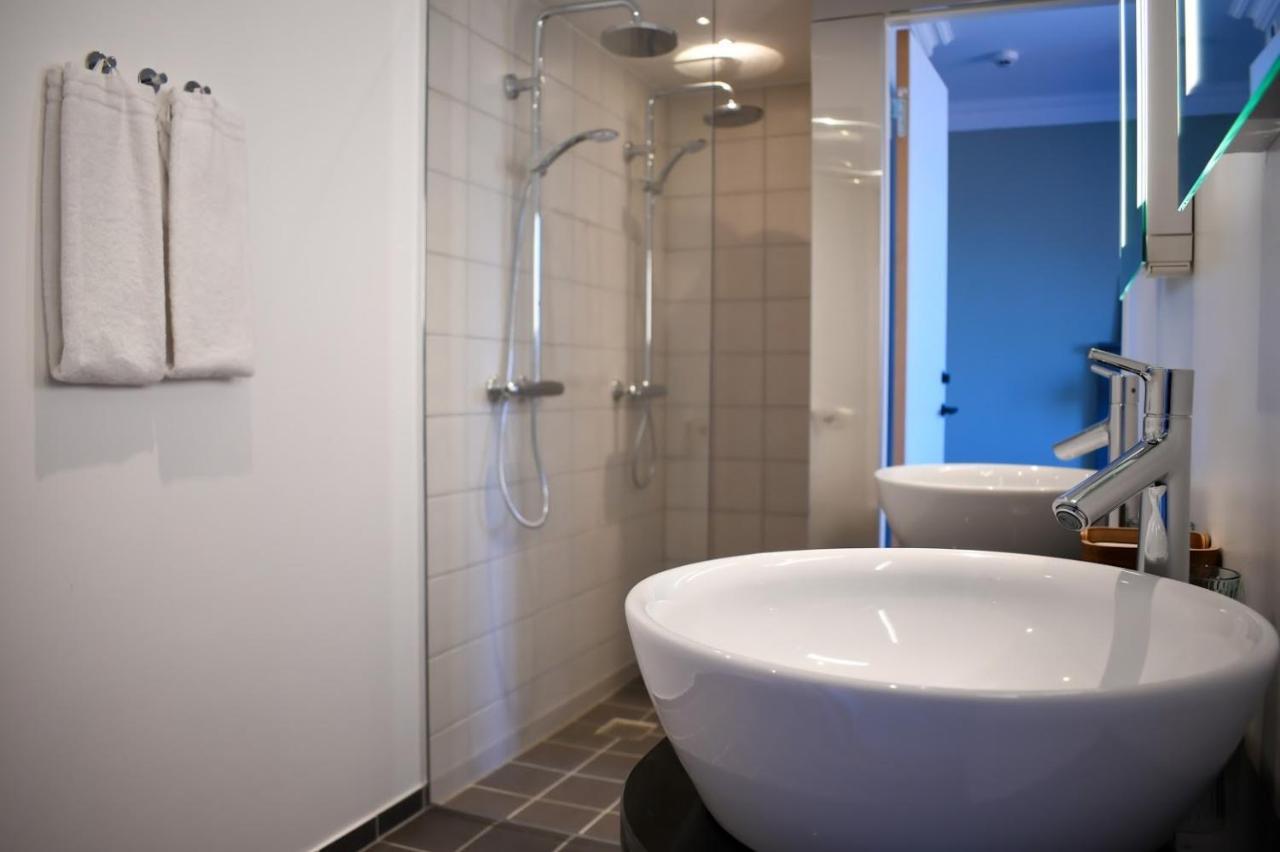 Hotel Fredensborg Store Kro Exterior photo
