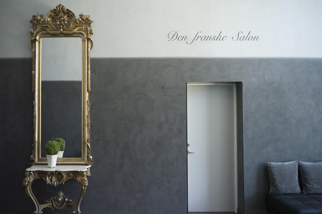 Hotel Fredensborg Store Kro Exterior photo