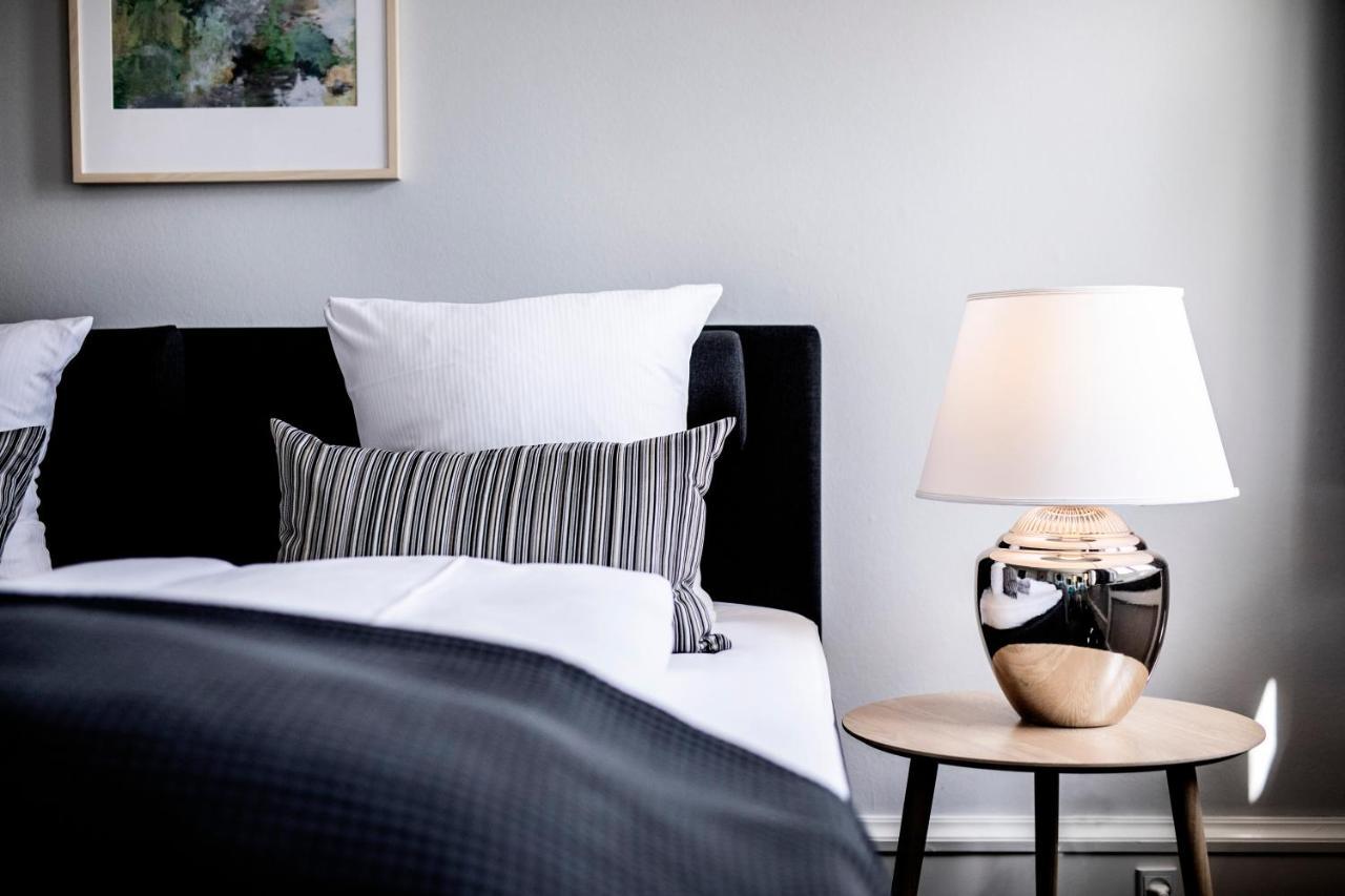 Hotel Fredensborg Store Kro Exterior photo